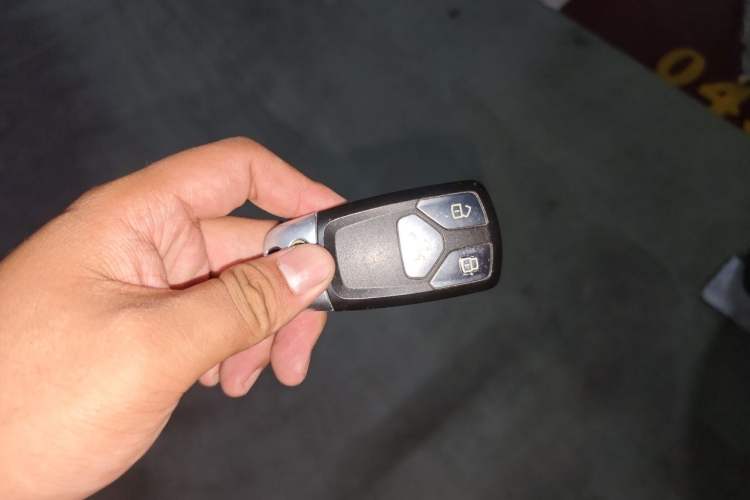 Used Audi Q5L 2020 Updated 40 TFSI Prestige Fashion Edition Vehicle Key