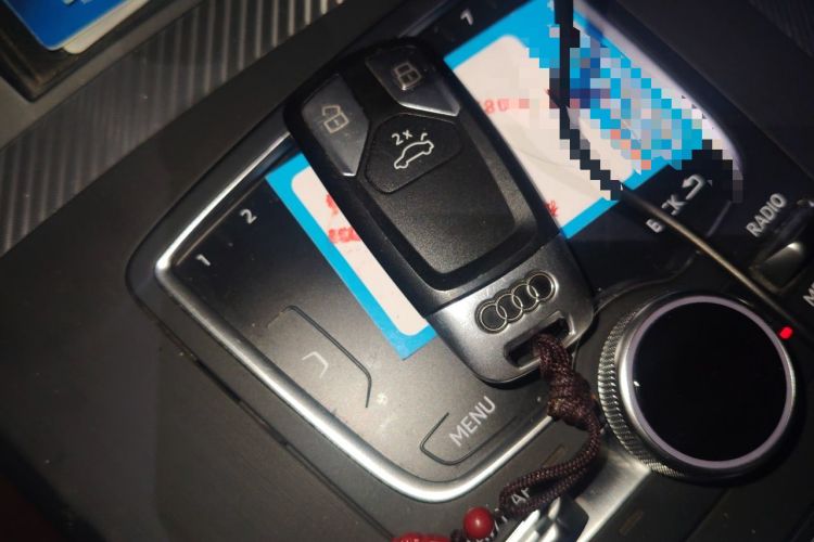Used Audi Q5L 2020 45 TFSI Prestige Fashion Model Vehicle Key