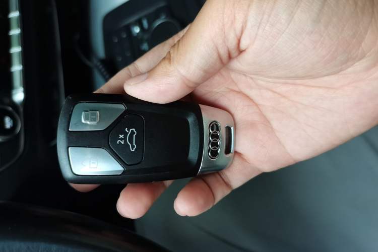 Used Audi Q5L 2020 Revised 40 TFSI Prestige Edition Vehicle Key