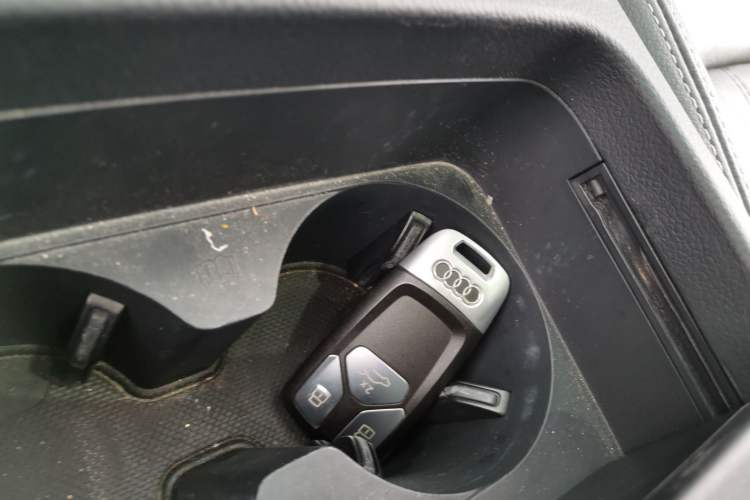 Used Audi Q5L 2020 40 TFSI Prestige Fashion Edition Vehicle Key