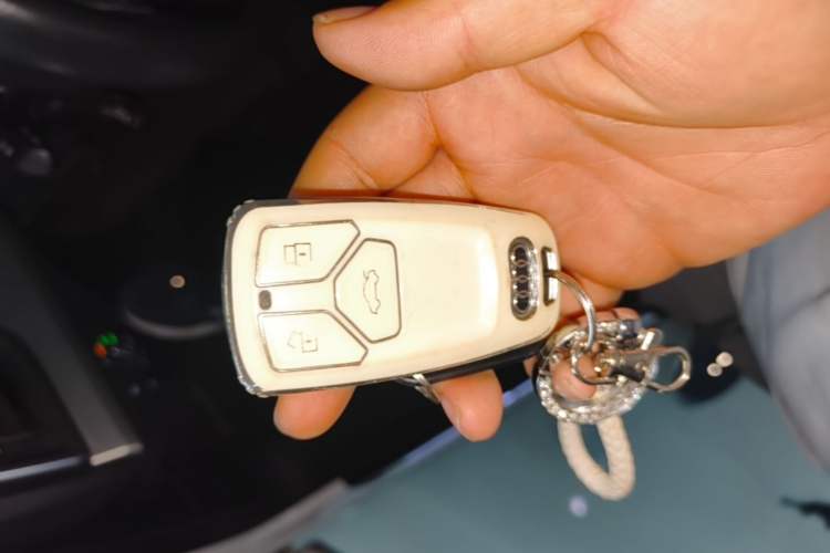 Used Audi Q5L 2020 40 TFSI Prestige Fashion Edition Vehicle Key