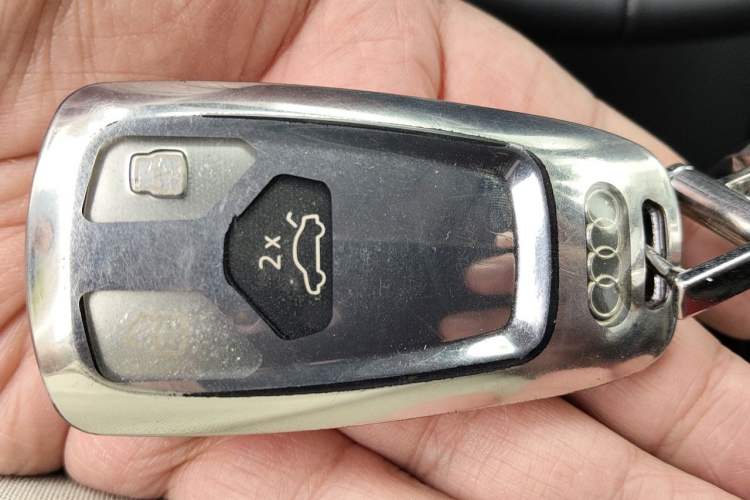 Used Audi Q5L 2020 40 TFSI Prestige Edition Vehicle Key