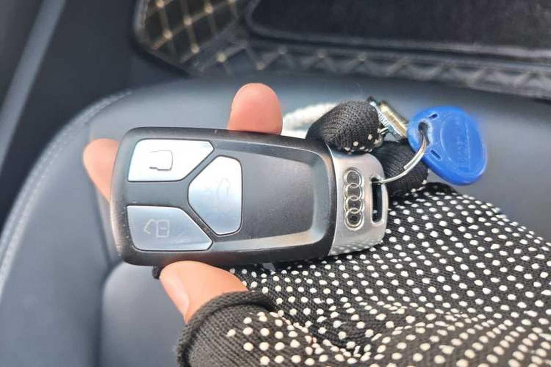 Used Audi Q5L 2020 Updated 40 TFSI Prestige Fashion Edition Vehicle Key