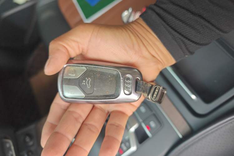 Used Audi Q5L 2020 45 TFSI Prestige Elegant Edition Vehicle Key