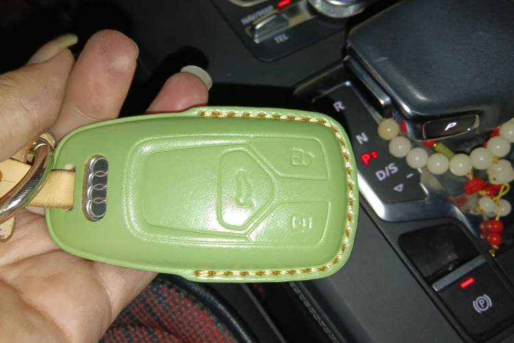 Used Audi Q5L 2020 40 TFSI Prestige Fashion Edition Vehicle Key