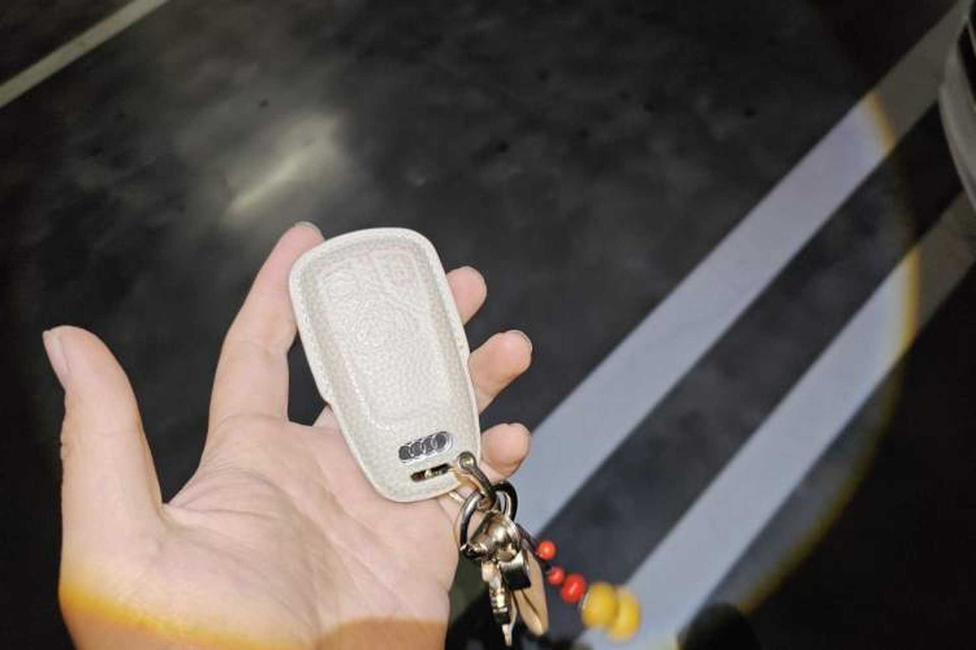 Used Audi Q5L 2020 Updated 40 TFSI Prestige Fashion Edition Vehicle Key