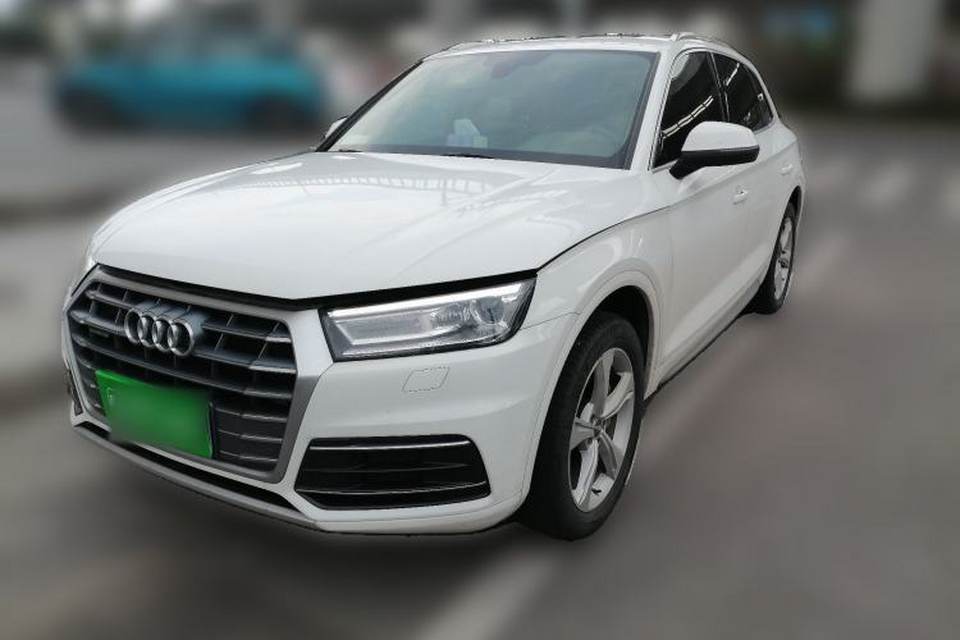 Audi Q5L 2020
