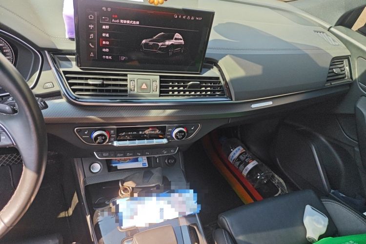 Used Audi Q5L 2021 40 TFSI Luxury Dynamic Edition Audio And AC Panel