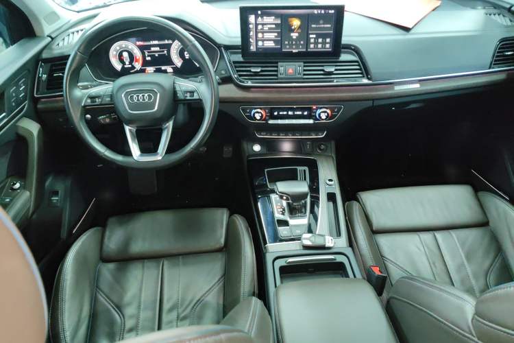 Used Audi Q5L 2021 45 TFSI Prestige Dynamic Edition Center Console