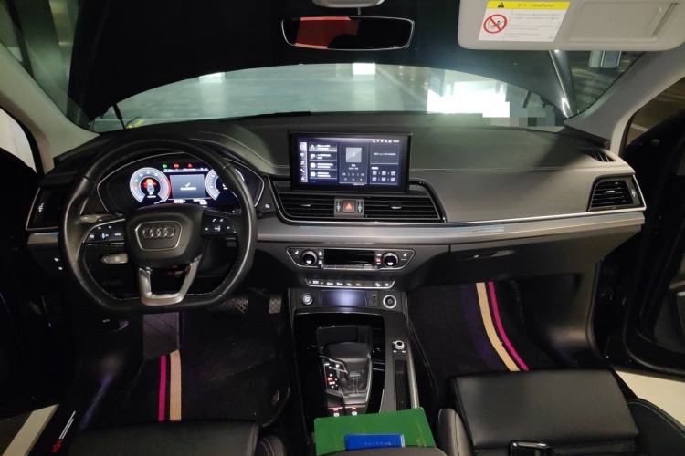 Used Audi Q5L 2021 40 TFSI Enjoy Life Edition Center Console