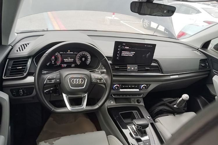 Used Audi Q5L 2021 40 TFSI Luxury Dynamic Edition Center Console