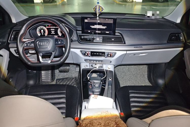 Used Audi Q5L 2021 40 TFSI Fashion Dynamic Model Center Console