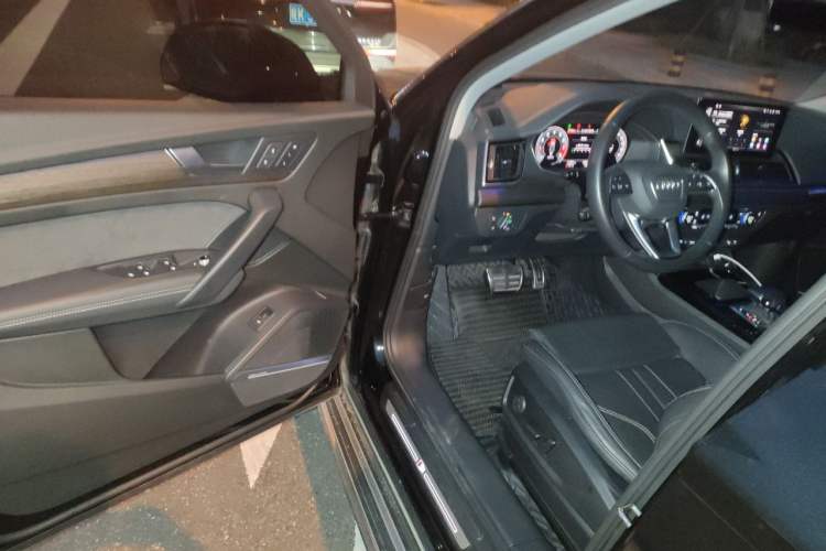 Used Audi Q5L 2021 45 TFSI Luxury Dynamic Edition Driver Seat