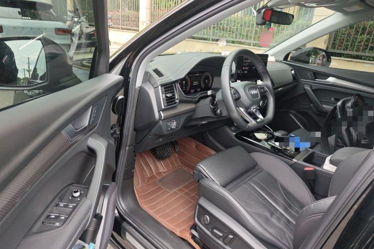 Used Audi Q5L 2021 40 TFSI Luxury Dynamic Edition Driver Seat
