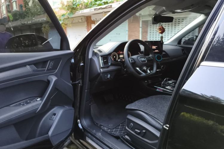 Used Audi Q5L 2021 40 TFSI Luxury Dynamic Edition Driver Seat
