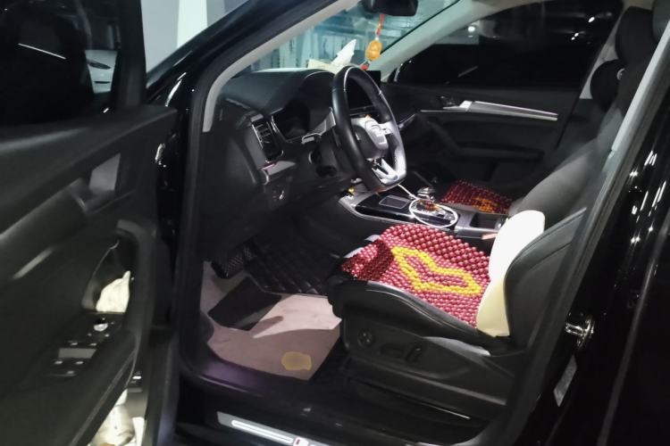 Used Audi Q5L 2021 40 TFSI Luxury Dynamic Edition Driver Seat