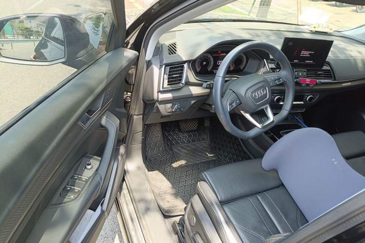 Used Audi Q5L 2021 40 TFSI Luxury Dynamic Edition Driver Seat