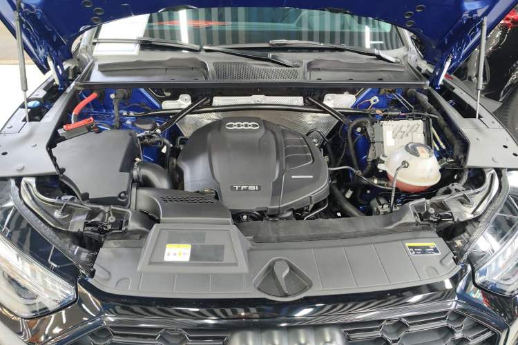 Used Audi Q5L 2021 45 TFSI Prestige Dynamic Edition Engine Bay