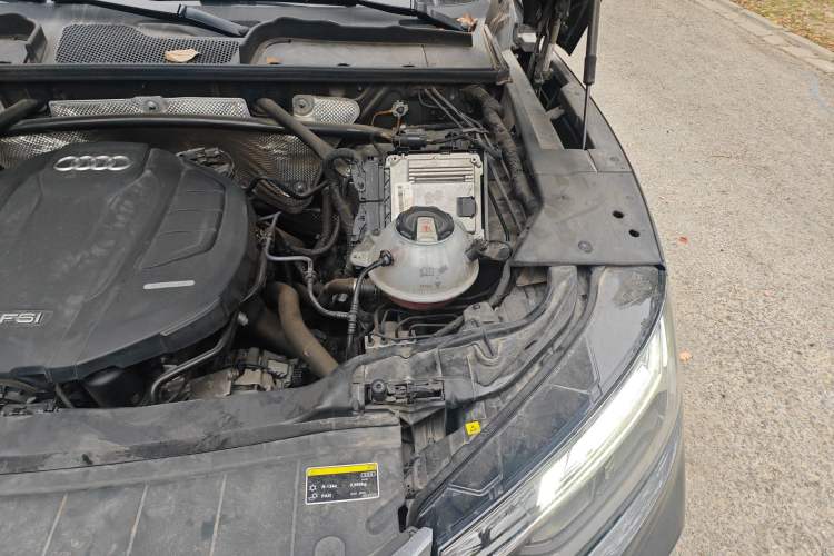 Used Audi Q5L 2021 40 TFSI Fashion Dynamic Model Engine Bay Left