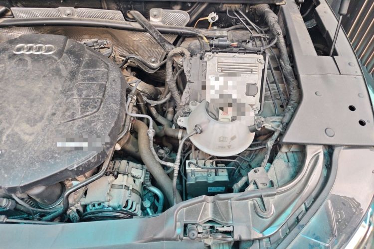 Used Audi Q5L 2021 40 TFSI Fashionable and Elegant Edition Engine Bay Left