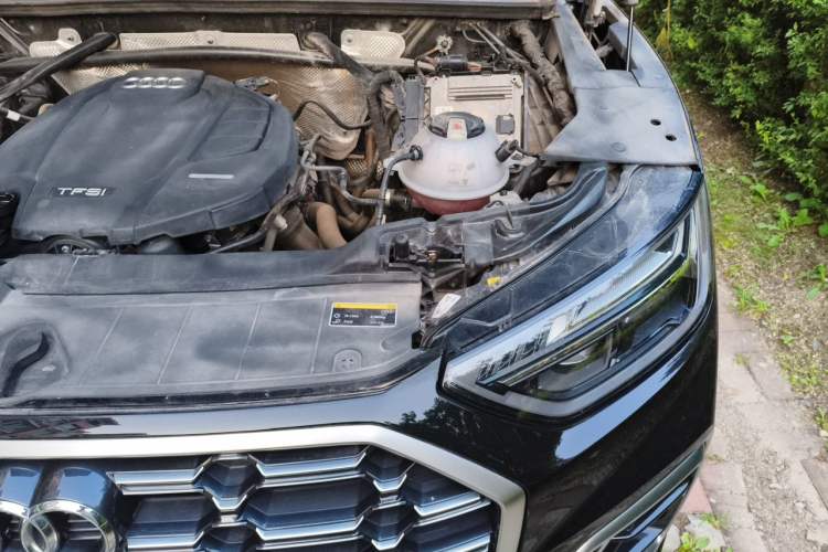 Used Audi Q5L 2021 40 TFSI Luxury Dynamic Edition Engine Bay Left
