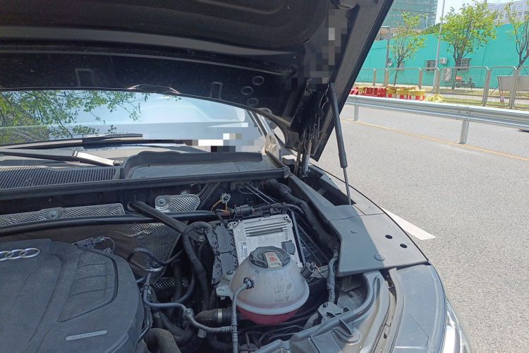 Used Audi Q5L 2021 40 TFSI Luxury Dynamic Edition Engine Bay Left