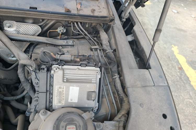 Used Audi Q5L 2021 40 TFSI Fashion Dynamic Model Engine Bay Left