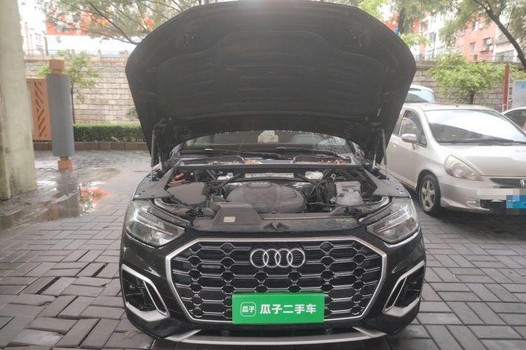 Used Audi Q5L 2021 40 TFSI Luxury Dynamic Edition Engine Bay