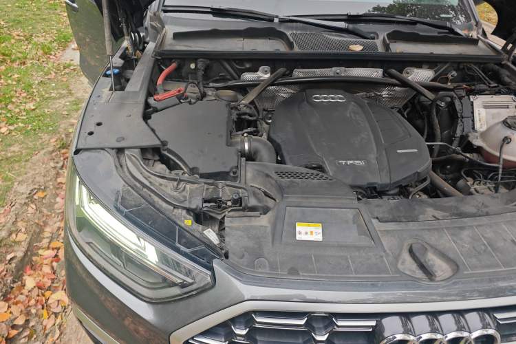 Used Audi Q5L 2021 40 TFSI Fashion Dynamic Model Engine Bay Right
