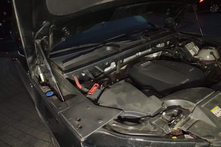 Used Audi Q5L 2021 45 TFSI Luxury Dynamic Edition Engine Bay Right