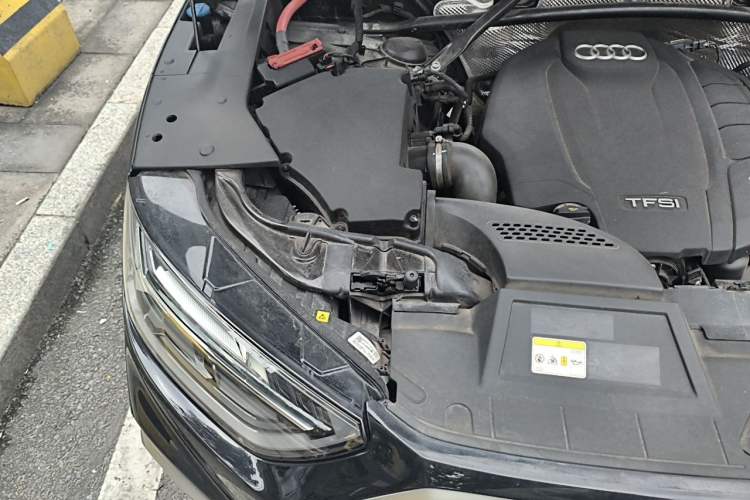 Used Audi Q5L 2021 40 TFSI Fashion Dynamic Model Engine Bay Right