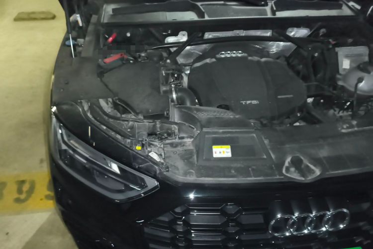 Used Audi Q5L 2021 40 TFSI Luxury Dynamic Edition Engine Bay Right