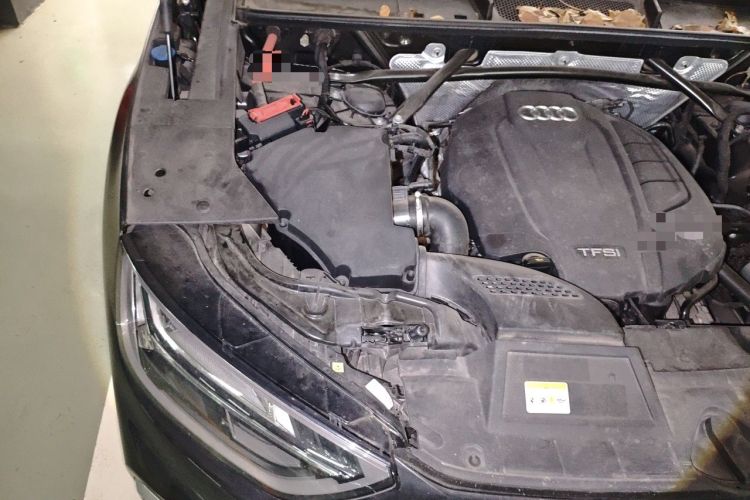 Used Audi Q5L 2021 40 TFSI Fashion Dynamic Model Engine Bay Right