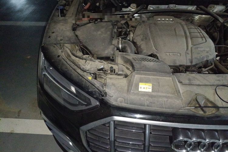 Used Audi Q5L 2021 40 TFSI Fashionable and Elegant Edition Engine Bay Right
