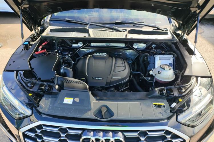 Used Audi Q5L 2021 40 TFSI Luxury Dynamic Edition Engine Bay