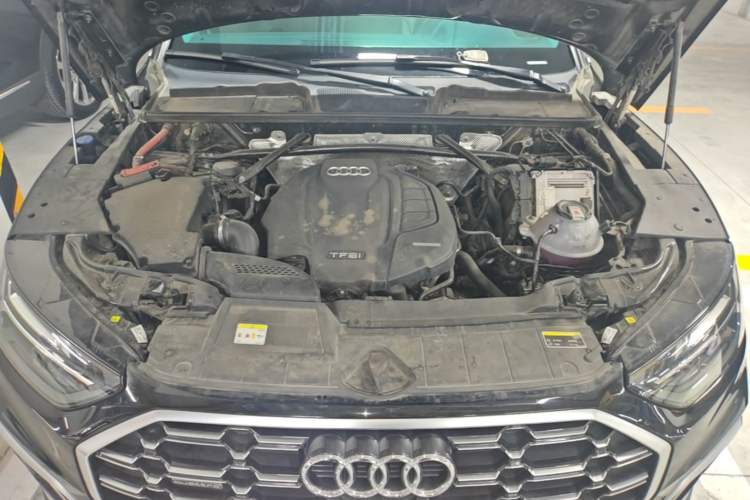 Used Audi Q5L 2021 40 TFSI Luxury Dynamic Edition Engine Bay