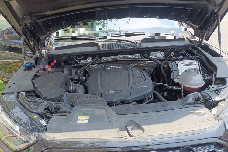 Used Audi Q5L 2021 40 TFSI Luxury Dynamic Edition Engine Bay