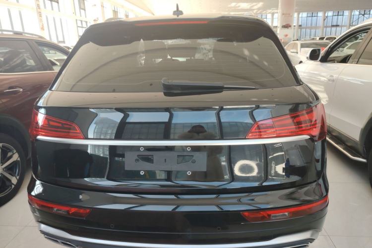 Used Audi Q5L 2021 40 TFSI Fashion Dynamic Model Exterior 4