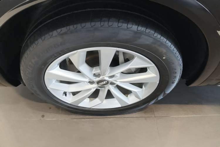 Used Audi Q5L 2021 40 TFSI Luxury Dynamic Edition Exterior 4
