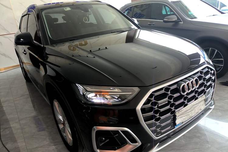 Used Audi Q5L 2021 40 TFSI Luxury Dynamic Edition Front Right 45 Deg