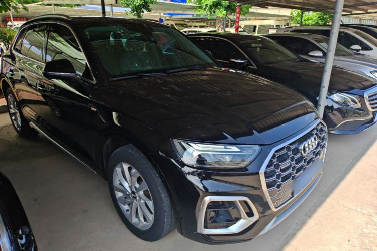 Used Audi Q5L 2021 40 TFSI Luxury Dynamic Edition Front Right 45 Deg