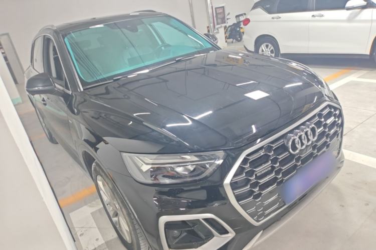 Used Audi Q5L 2021 40 TFSI Luxury Dynamic Edition Front Right 45 Deg