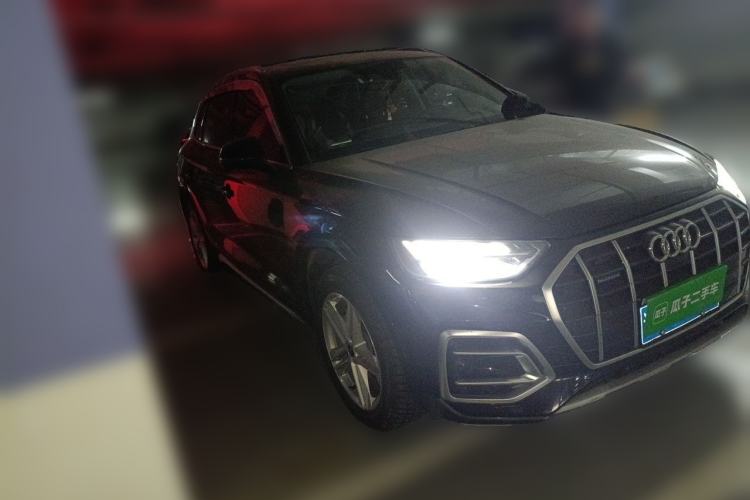 Used Audi Q5L 2021 40 TFSI Fashionable and Elegant Edition Front Right 45 Deg
