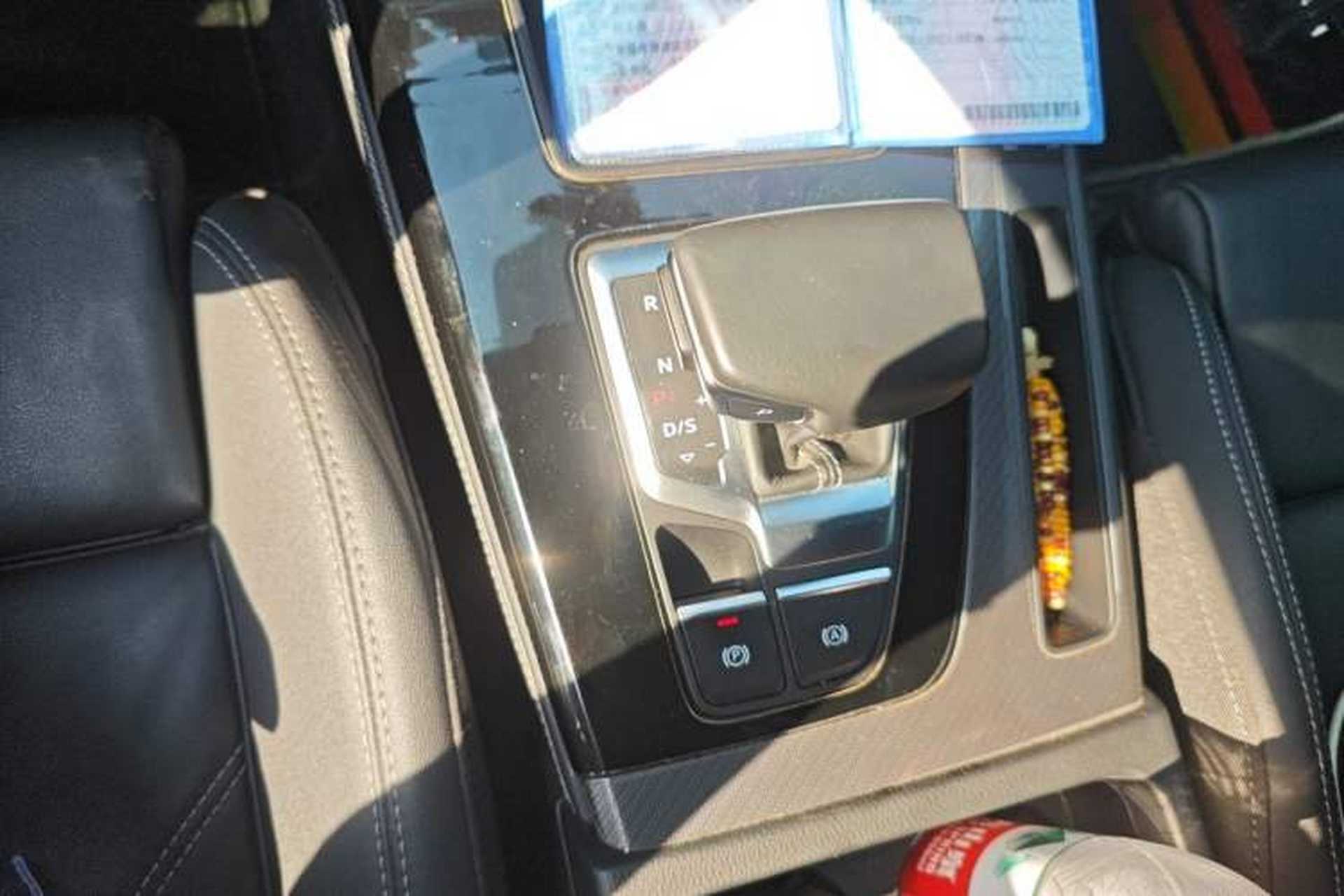 Used Audi Q5L 2021 40 TFSI Luxury Dynamic Edition Gear Lever