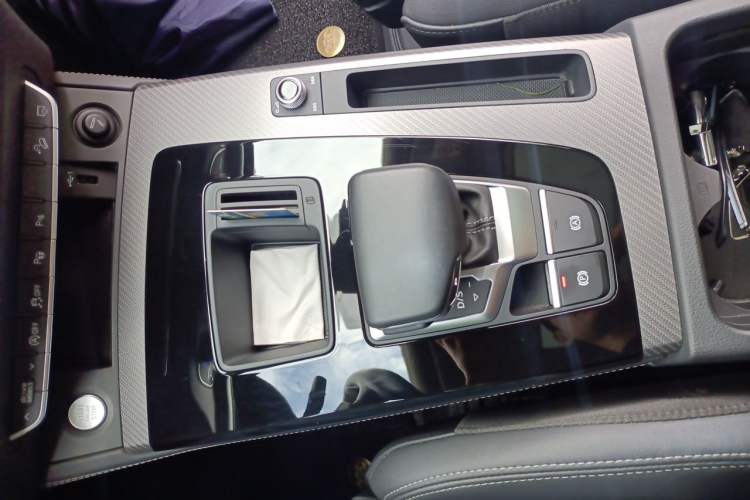 Used Audi Q5L 2021 40 TFSI Luxury Dynamic Edition Gear Lever