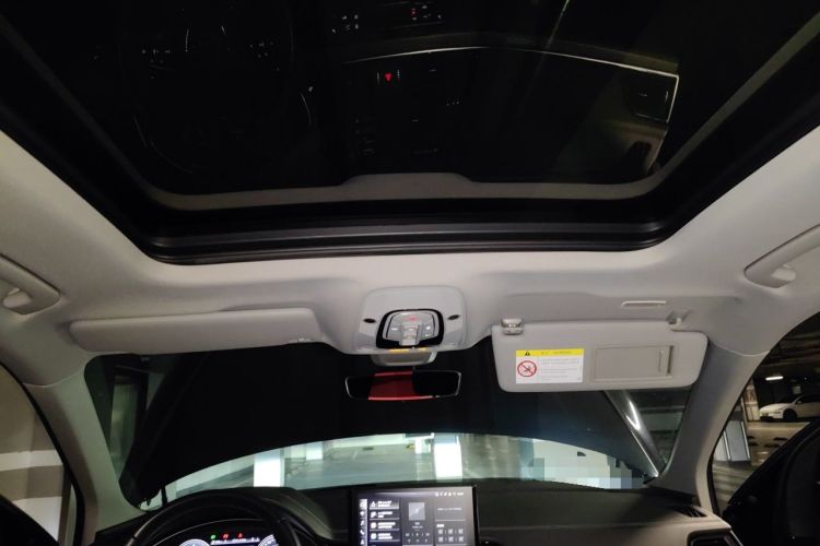Used Audi Q5L 2021 40 TFSI Enjoy Life Edition Headliner
