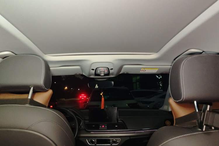 Used Audi Q5L 2021 45 TFSI Luxury Dynamic Edition Headliner