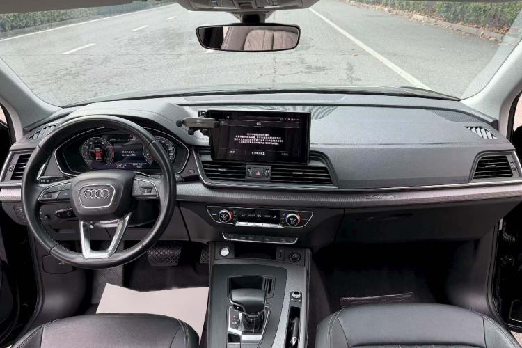 Used Audi Q5L 2021 40 TFSI Fashionable and Elegant Edition Interior 3