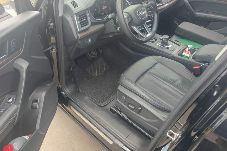 Used Audi Q5L 2021 40 TFSI Luxury Prestige Edition Interior 3