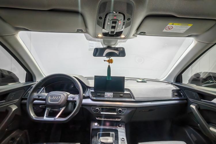 Used Audi Q5L 2021 40 TFSI Fashion Dynamic Model Interior 4